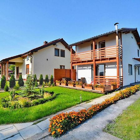 Holiday House With Garden, Lake View, Dabrowica Dabrowica  Ngoại thất bức ảnh